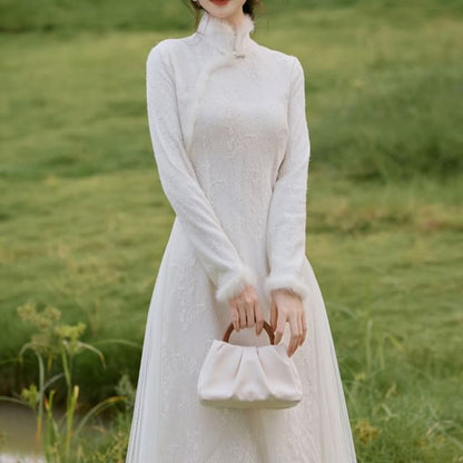 Long-Sleeve Stand Collar Floral Jacquard Sheer Panel Fluffy Trim Maxi A-Line Qipao / Cape