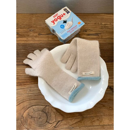 Applique Contrast Trim Knit Gloves