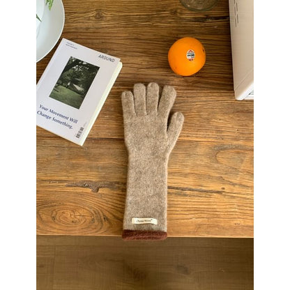 Applique Contrast Trim Knit Gloves