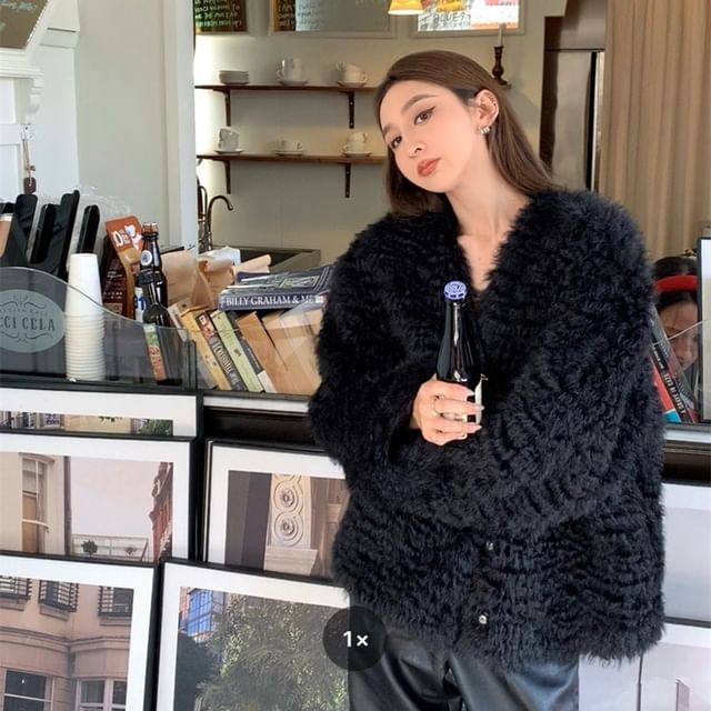 Fluffy Loose-Fit Jacket