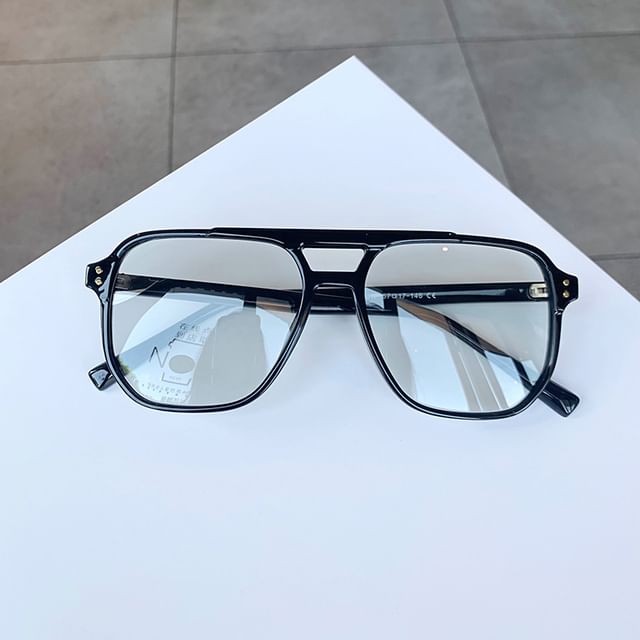 Clear Frame Eyeglasses