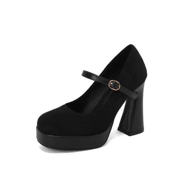 Chunky Heel Plain Buckled Mary Jane Pumps