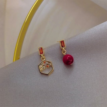 Ear Stud / Drop Earring / Hook Earring / Ear Cuff / Huggie Earring