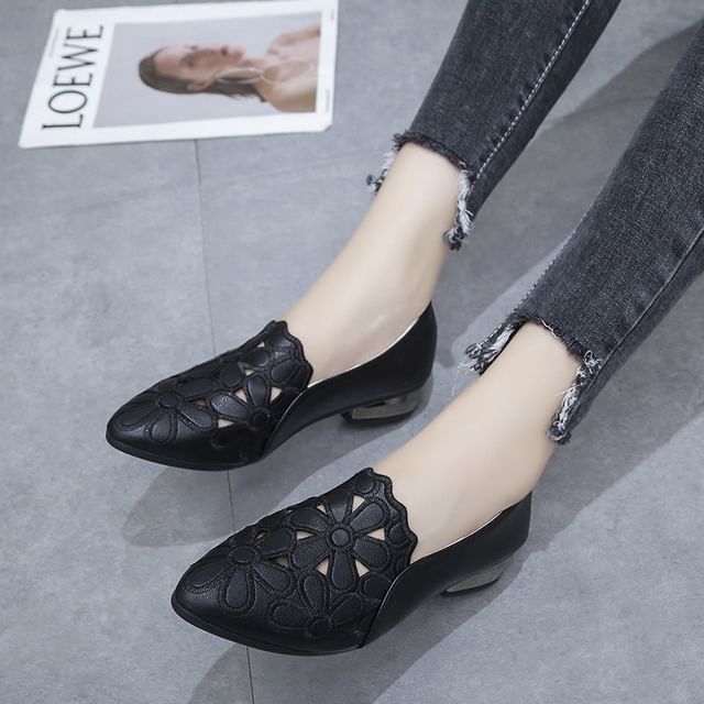 Floral Embroidered Chunky Heel Pumps