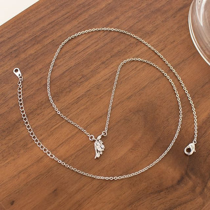 Star / Faux Pearl / Rhinestone Pendant Necklace