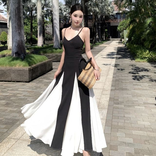 Spaghetti Strap V Neck Two Tone Open Back A-Line Maxi Dress