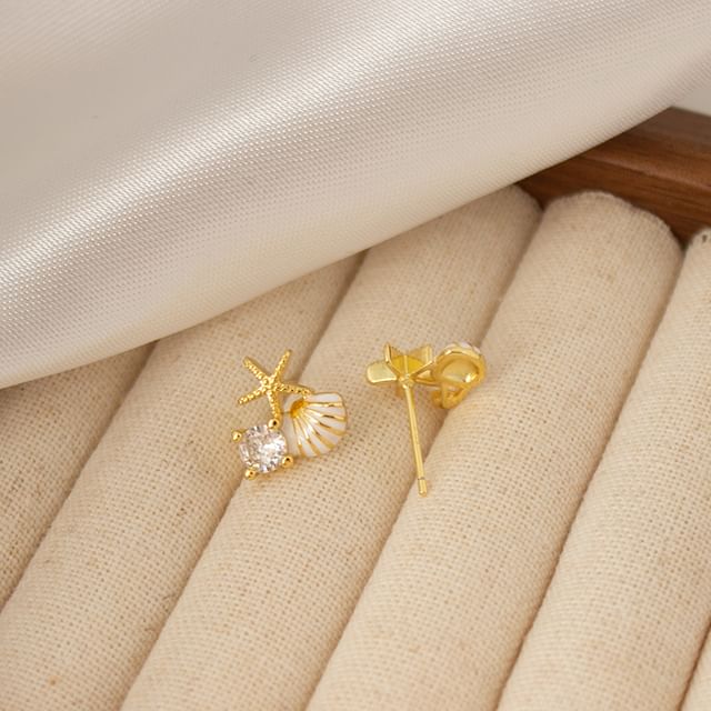 Faux Pearl Rhinestone Shell Asymmetrical Stud Earring / Clip On Earring