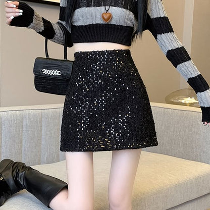 Sequin Embellished High-Waisted Mini Flared Skirt