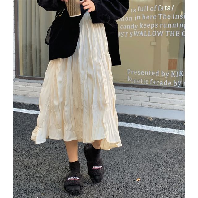Shirred A-Line Skirt with High Rise and Solid Design