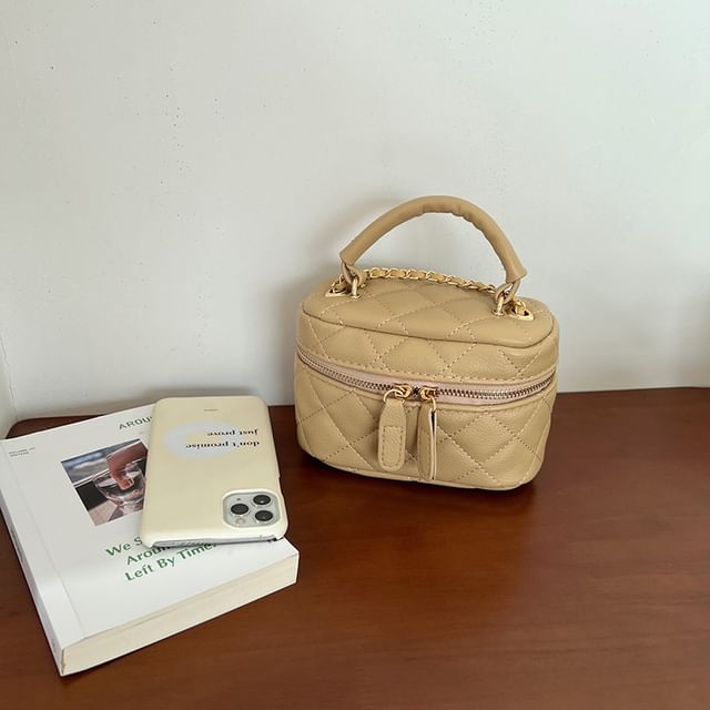 Faux Leather Plain Quilted Zip Crossbody Bag