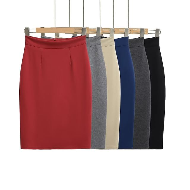 Essential Solid Pencil Skirt with High Rise Silhouette