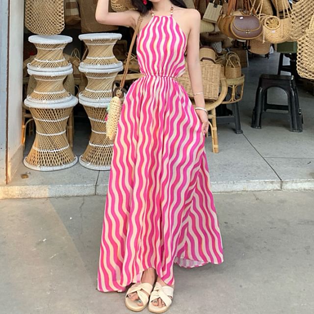 Sleeveless Halter Neck Wave Striped Maxi A-Line Dress