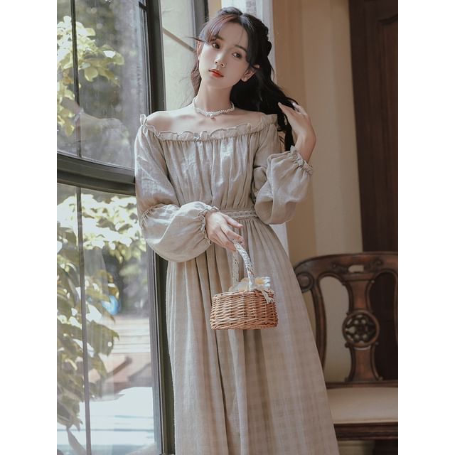 Sleeveless V-Neck Plain Crop Top / Long-Sleeve Plaid Maxi A-Line Dress / Set