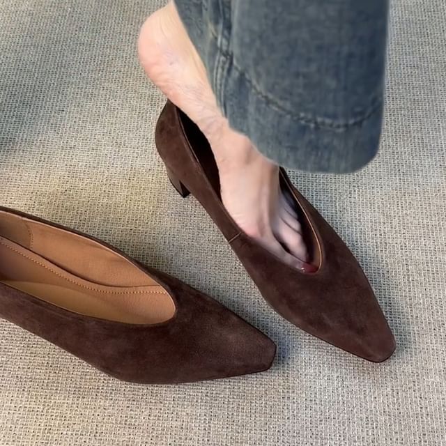 Chunky Heel Plain Faux Suede Pumps