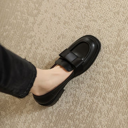 Plain Bow Accent Faux Leather Loafers