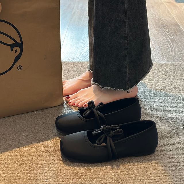 Square Toe Plain Frog Buttoned Mary Jane Flats