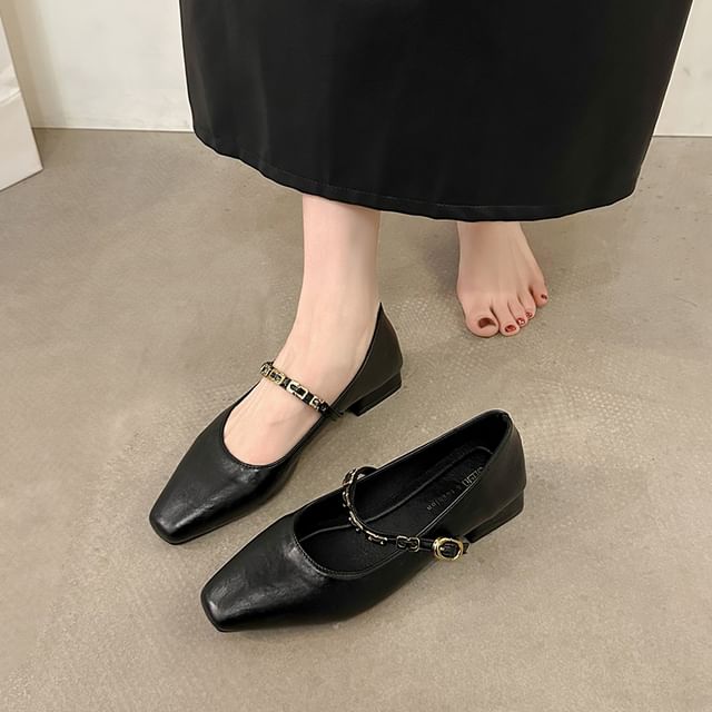 Chunky Heel Buckled Faux Leather Mary Jane Pumps