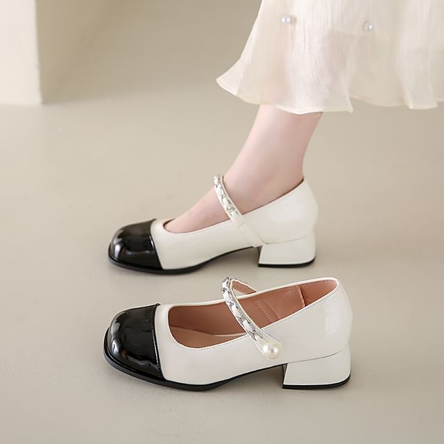 Chunky Heel Cap Toe Faux Pearl Accent Mary Jane Pumps