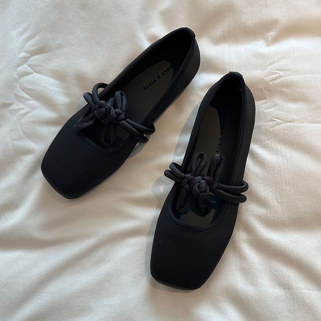 Square Toe Plain Frog Buttoned Mary Jane Flats