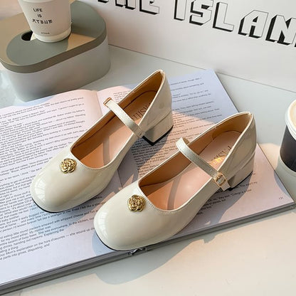 Chunky Heel Flower Accent Patent Leather Mary Jane Pumps