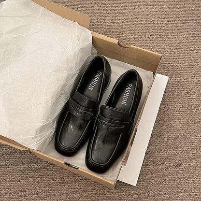Chunky Heel Plain Faux Leather Penny Loafers