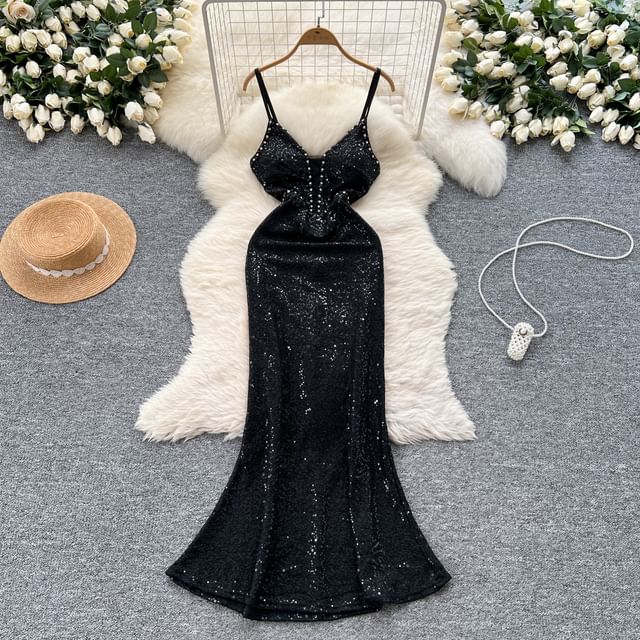 V-Neck Mermaid Spaghetti Sequined Evening Gown Strap