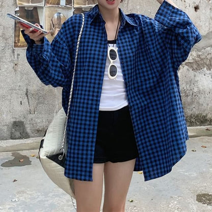 Long-Sleeve Collared Plaid Button Up Shirt