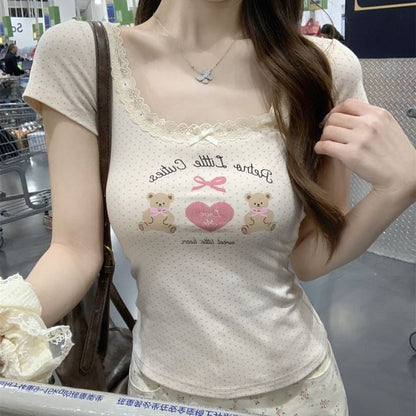 Short-Sleeve Scoop Neck Bear Print Lace Trim Slim Fit Crop Tee