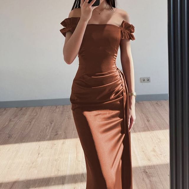 Gown Plain Satin Trim Ruffle Evening Sheath Off-Shoulder Ruched