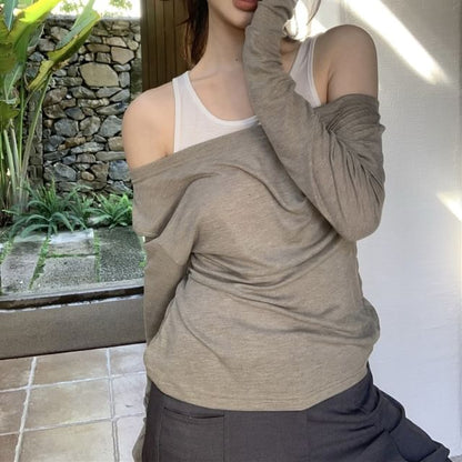 Long-Sleeve Cold-Shoulder Two Tone Mock Two-Piece T-Shirt