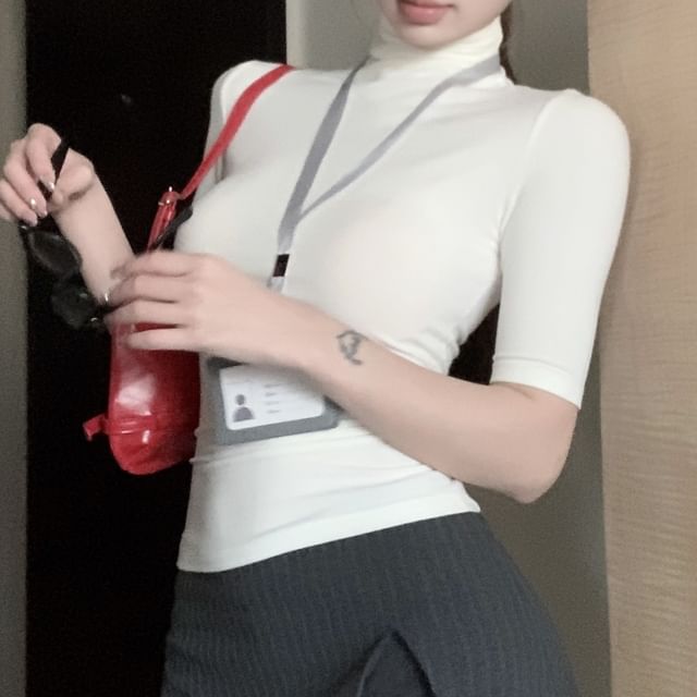 Short-Sleeve Turtleneck Plain Slim Fit Tee / High Waist Striped Slit Mini A-Line Skort