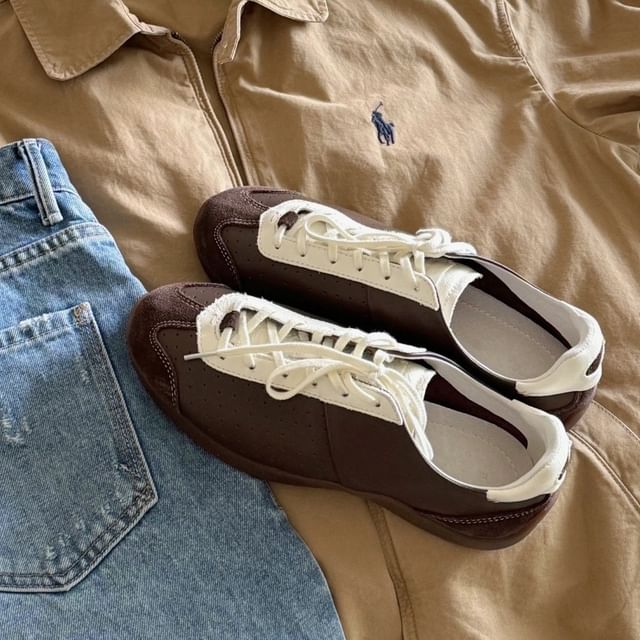 Two Tone Lace-Up Genuine Leather Sneakers