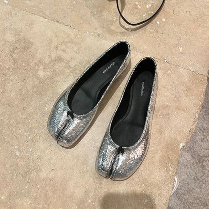 Split Toe Metallic Genuine Leather Flats