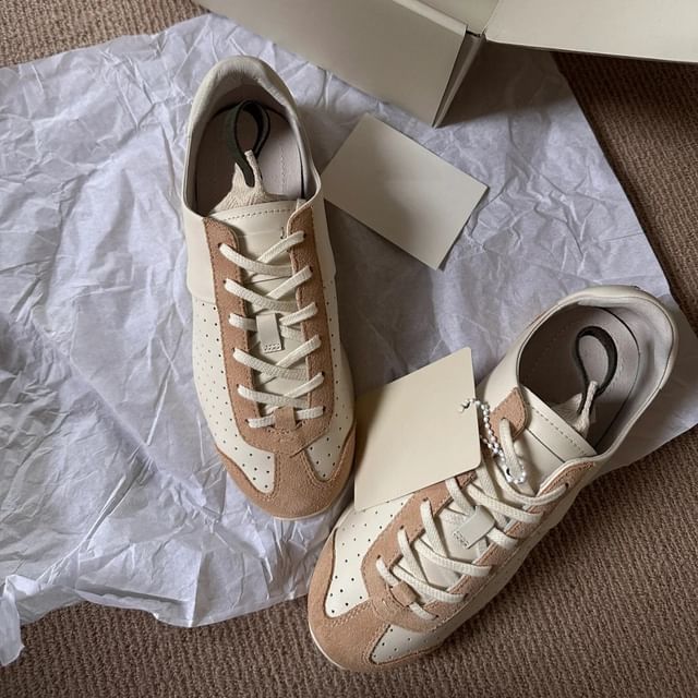 Two Tone Lace-Up Genuine Leather Sneakers