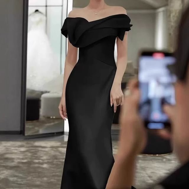 Sheath Evening Plain Off Gown Shoulder