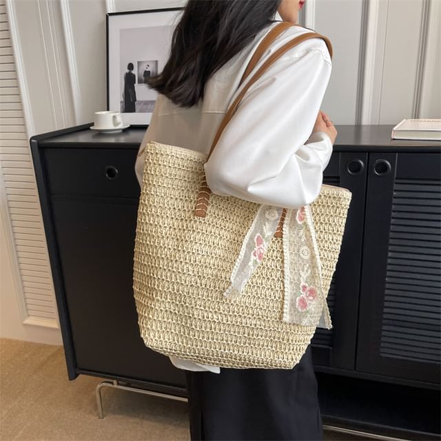 Set: Straw Tote Bag + Scarf