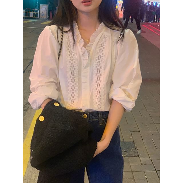 Lace Panel V-Neck Long Sleeve Blouse