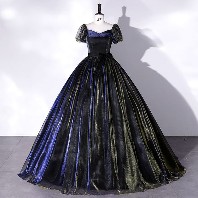 Short-Sleeve Bow Mesh Overlay Ball Gown