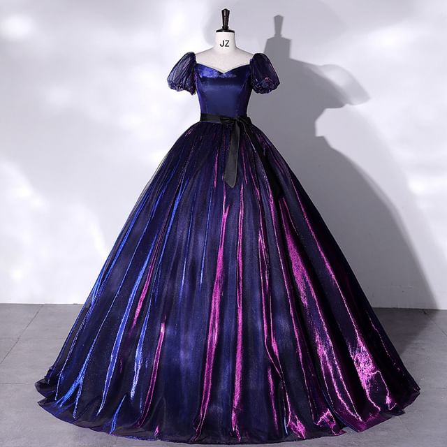 Short-Sleeve Bow Mesh Overlay Ball Gown