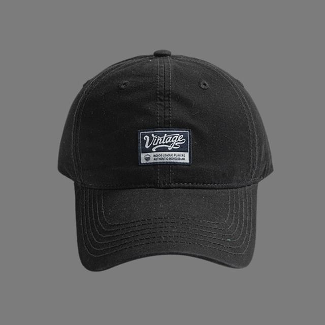 Label Cap Applique