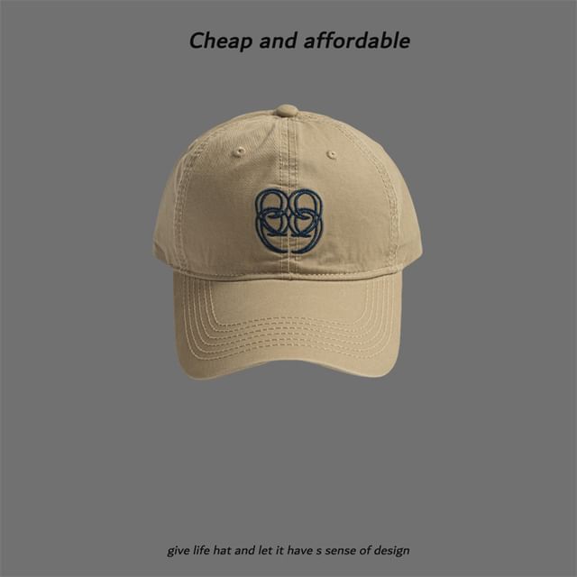 Cap Embroidered Letter