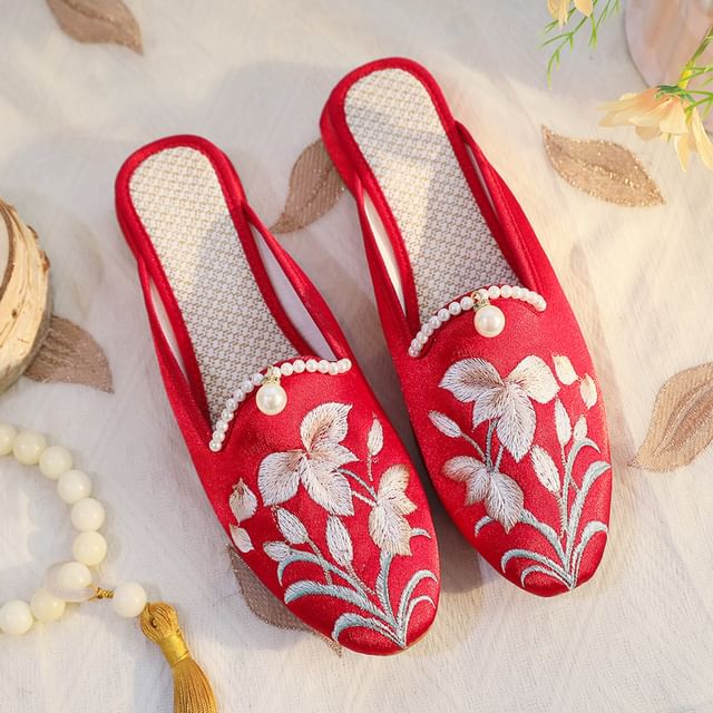 Floral Embroidered Faux Pearl Mules