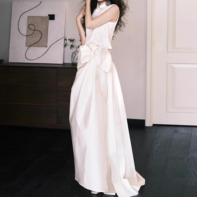 Sleeveless Stand Collar Plain Bow Panel Lace A-Line Evening Gown