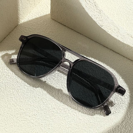 Plastic Aviator Sunglasses