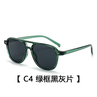 Plastic Aviator Sunglasses