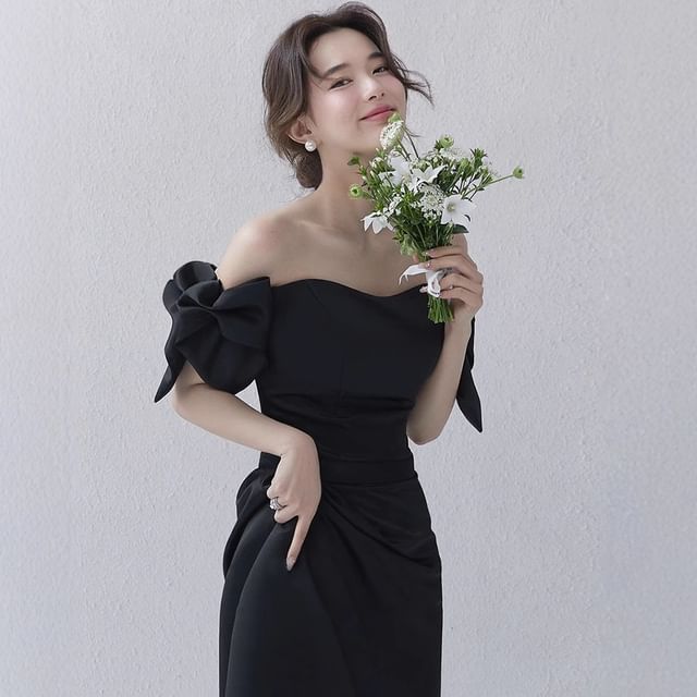 Off-Shoulder Puff-Sleeve Bow A-Line Evening Gown