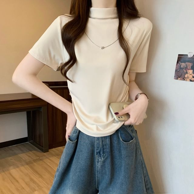 Short-Sleeve Mock Neck Plain Ruched Knit Top