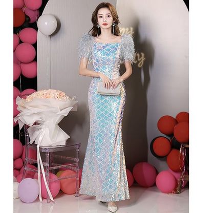 Square Evening Gown (Various Designs) Short-Sleeve Neck Feather Sequined Sheath