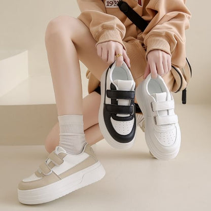 Platform Panel Sneakers