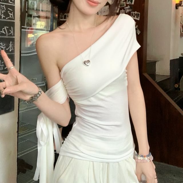 Short-Sleeve Off-Shoulder Plain Bow Ruched Slim Fit T-Shirt